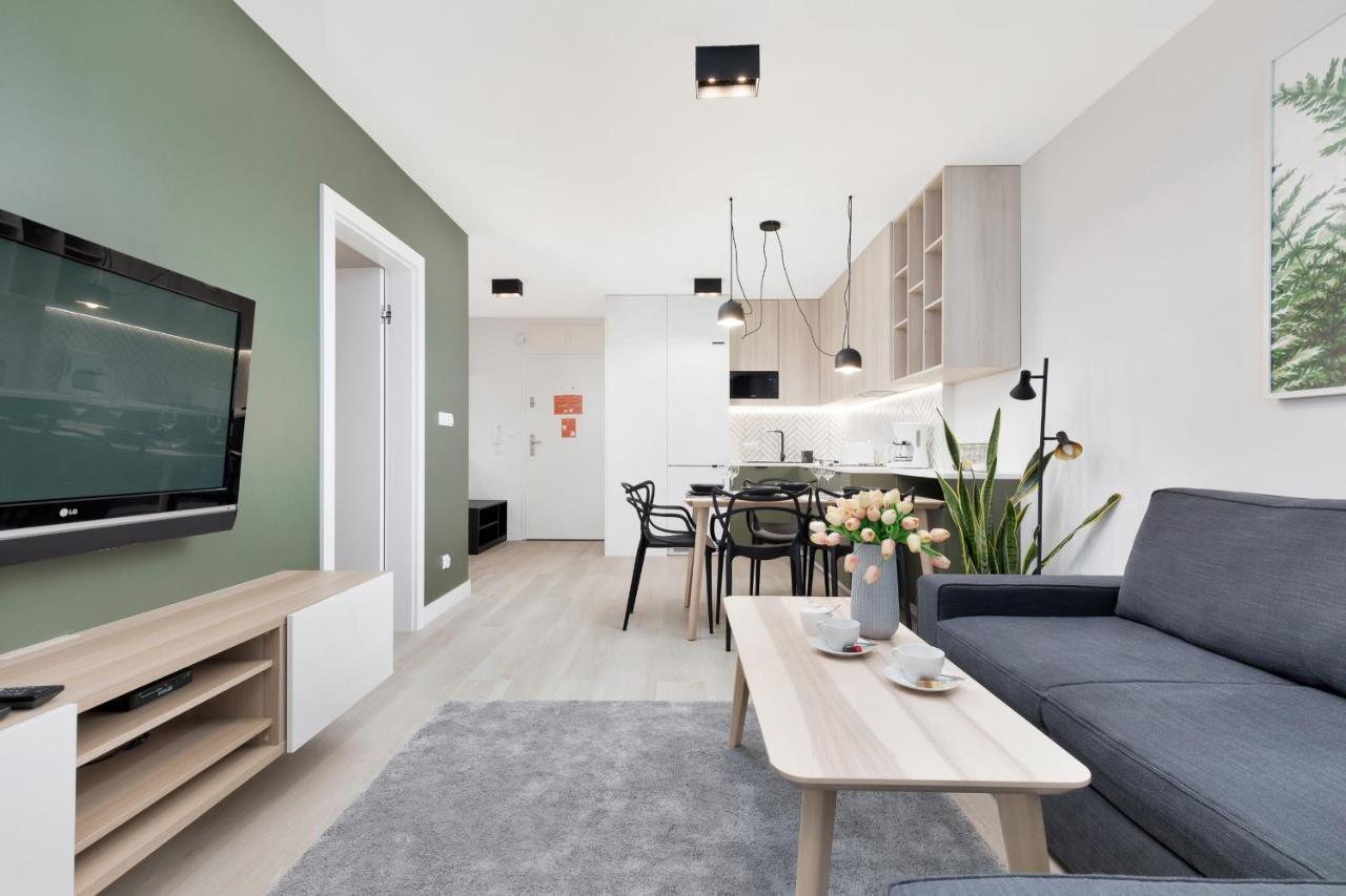 Apartament Premium Platany By Noclegi Renters Kolobrzeg Exterior photo