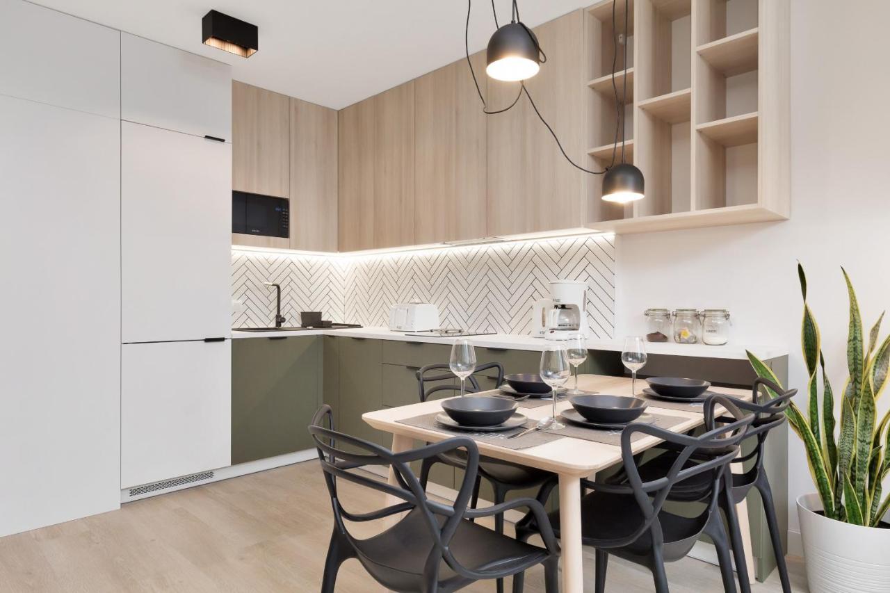 Apartament Premium Platany By Noclegi Renters Kolobrzeg Exterior photo