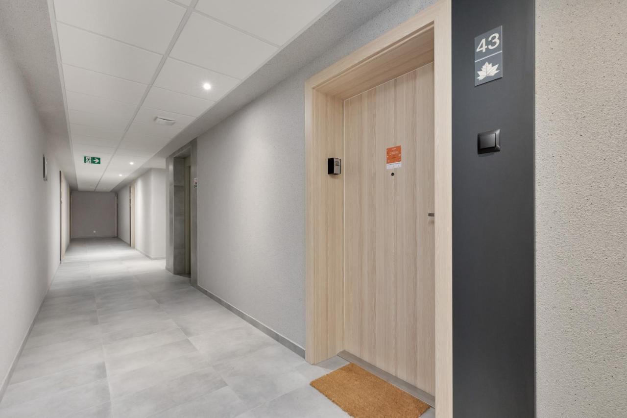 Apartament Premium Platany By Noclegi Renters Kolobrzeg Exterior photo